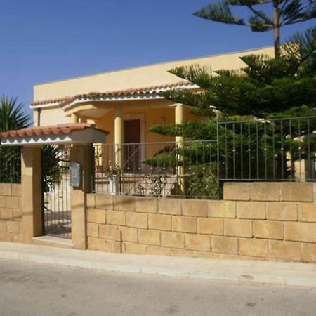 Villa Mara B&B Noto Exteriör bild