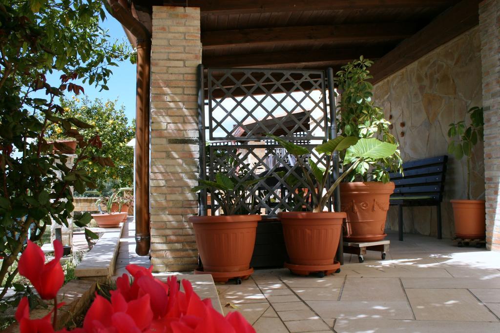 Villa Mara B&B Noto Exteriör bild