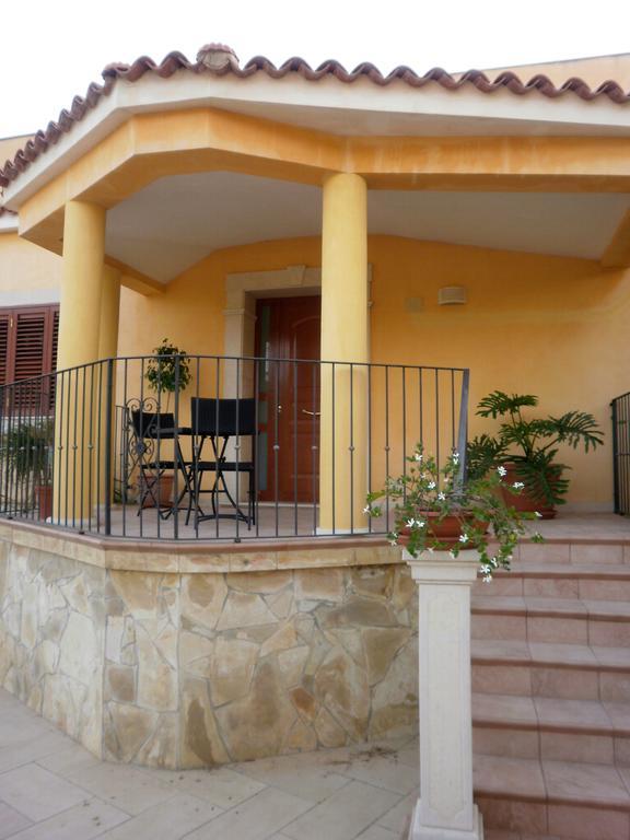 Villa Mara B&B Noto Exteriör bild